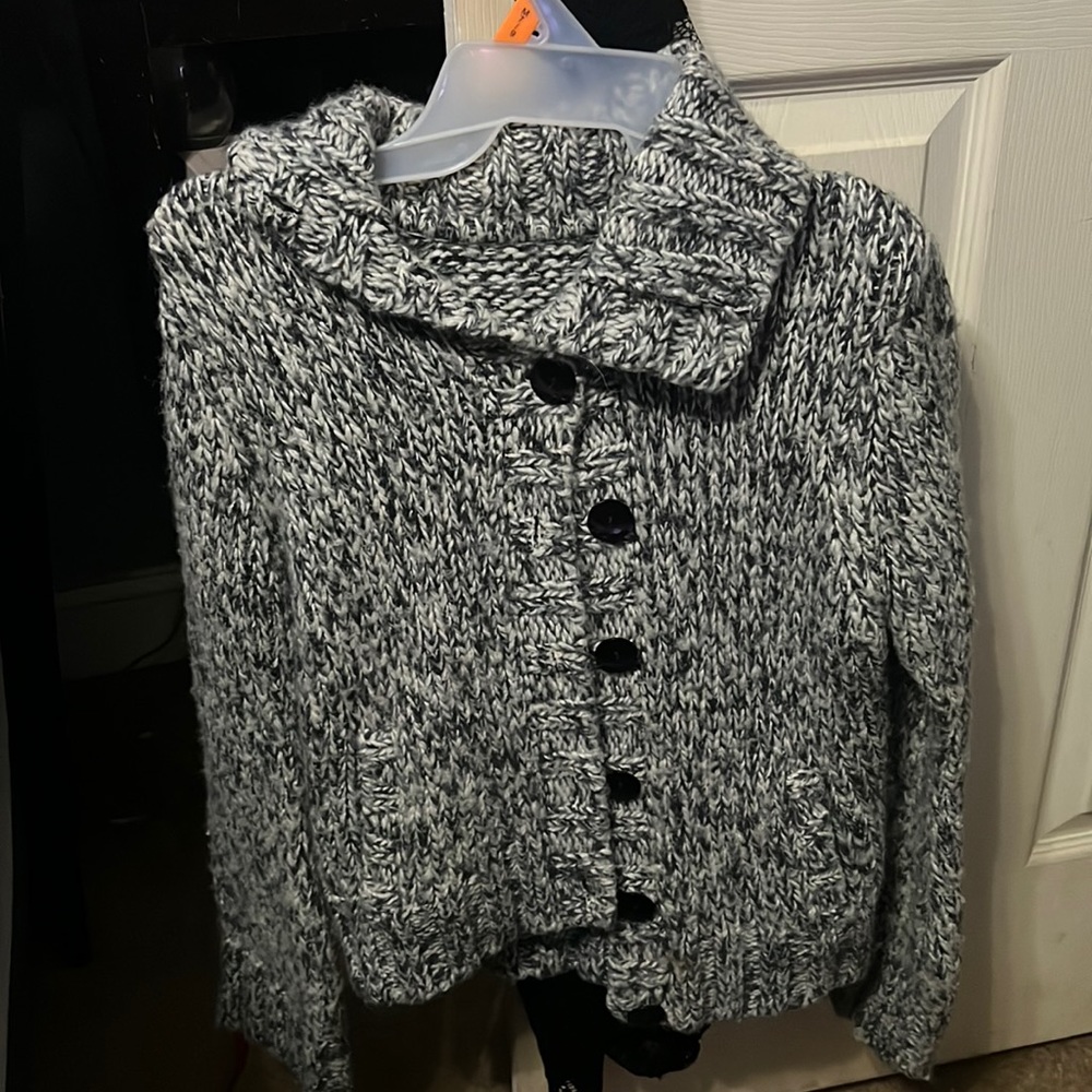 Women’s cardigan